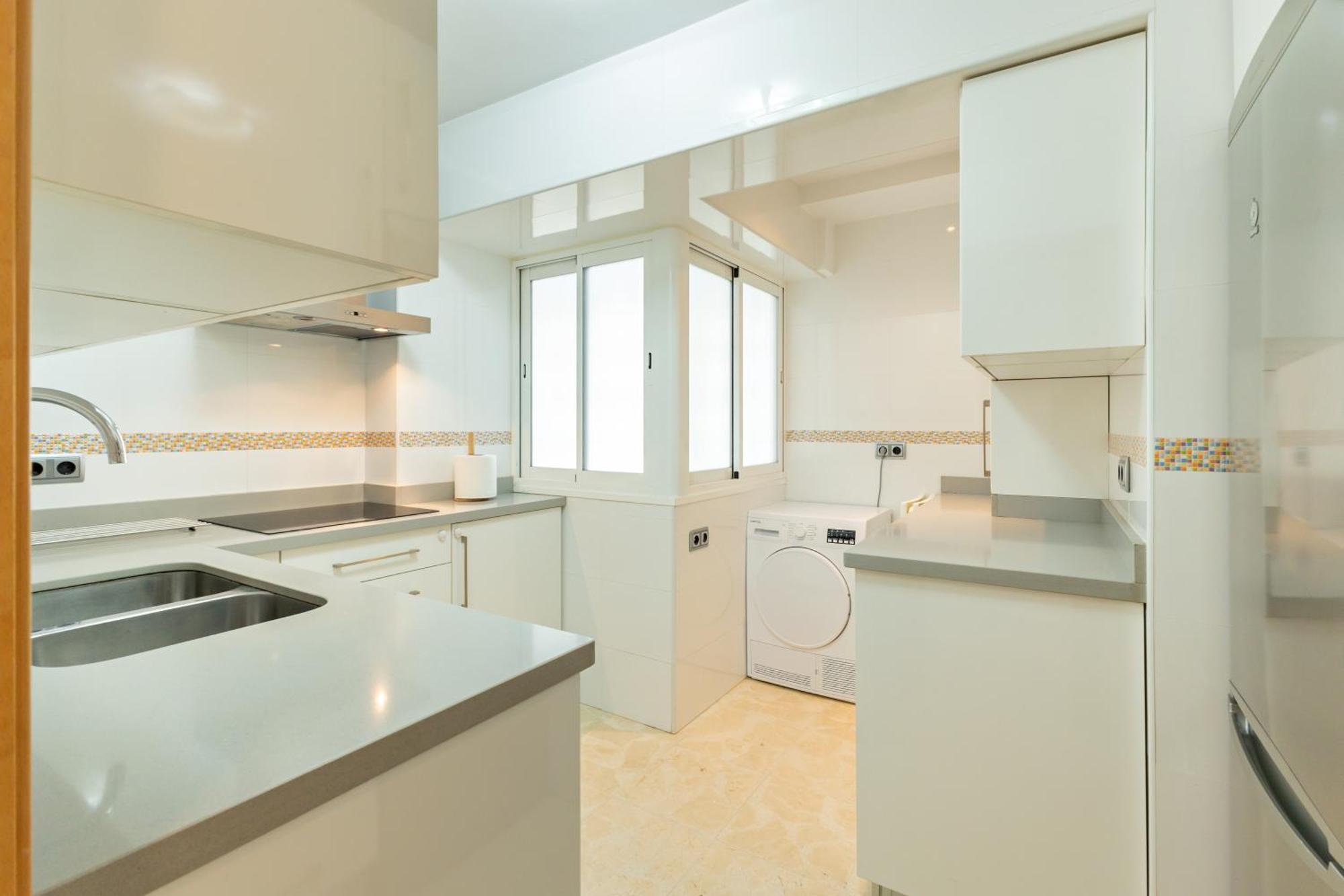 Charming 3 Bedroom Apartment At Triana Center By Oui Seville Exterior photo